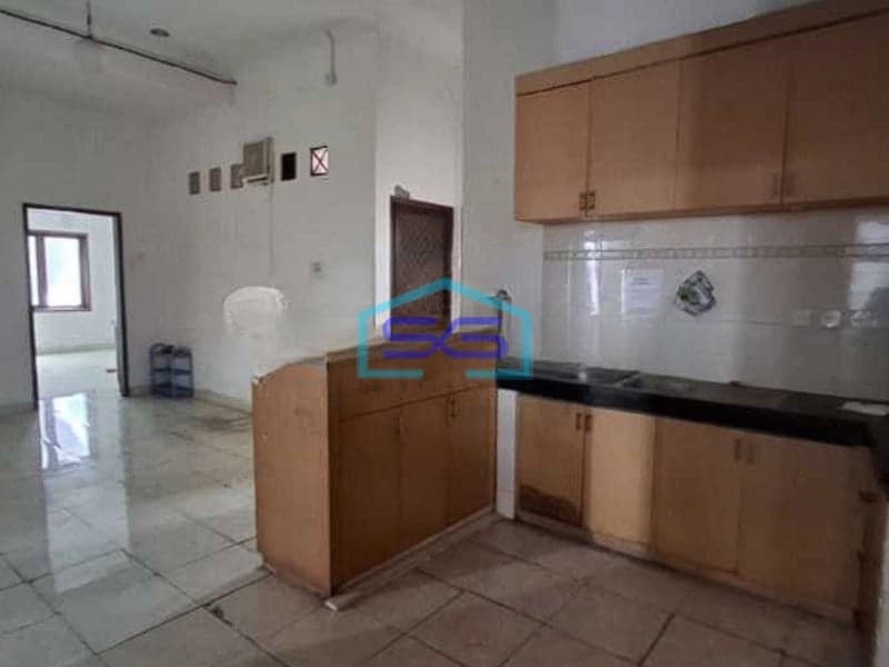 Disewakan Ruang Usaha Gedung Seminyak Bali Luas Bangunan 1700m2