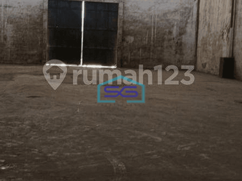 Disewakan gudang gandeng luas di Tegal alur