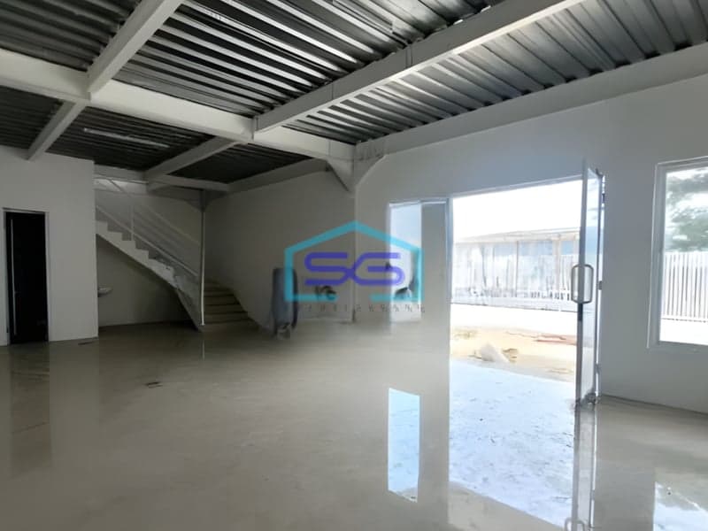 Disewakan Gudang Delta Silicon Lippo Gudang Dengan Loading Dock di Cikarang Selatan Bekasi LB 2311m2