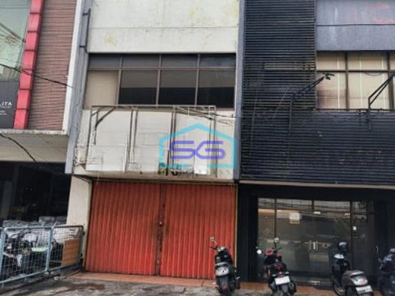 Disewakan Ruko Gandaria Selatan Cilandak, Jakarta Selatan Luas Bangunan 360m2