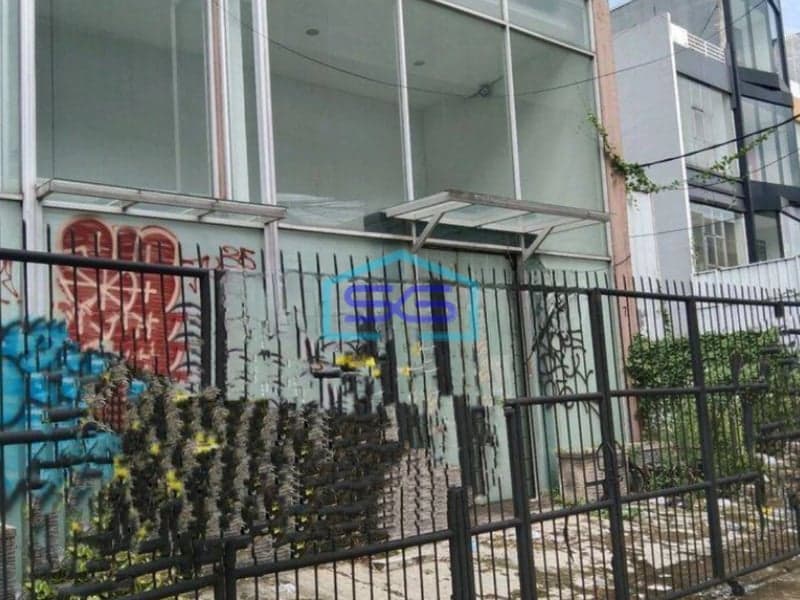 Disewakan Gedung di Jakarta Selatan Luas 374m2