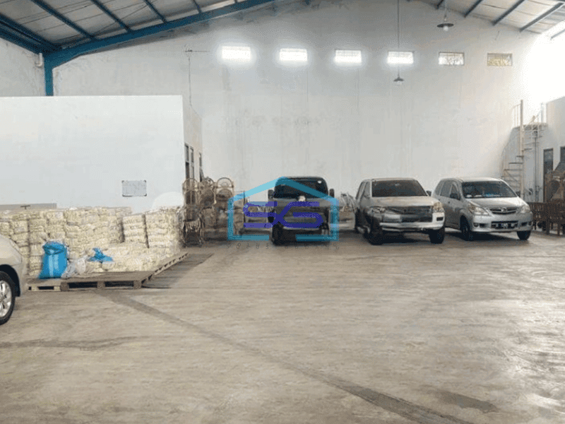 Dijual Gudang Sayap Caringin Bandung Akses Fuso LT 1000m2