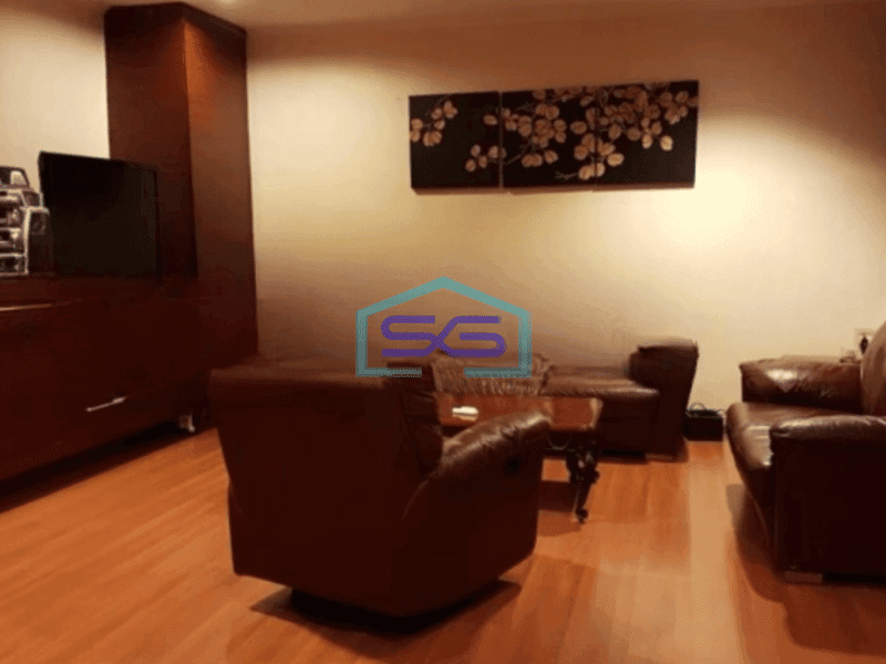 Disewakan Ruko Luas Bangunan 420 m² di Jembatan Besi Jakarta  Barat