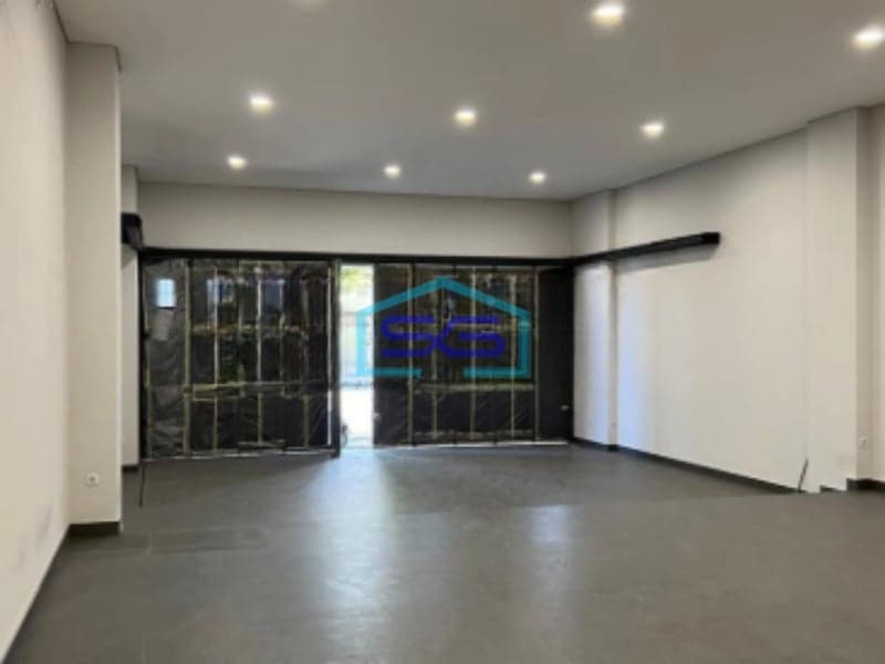 Disewakan Ruko Baru Dan Bagus Sekali 3,5 Lantai Di Otista Bandung LB 740m2