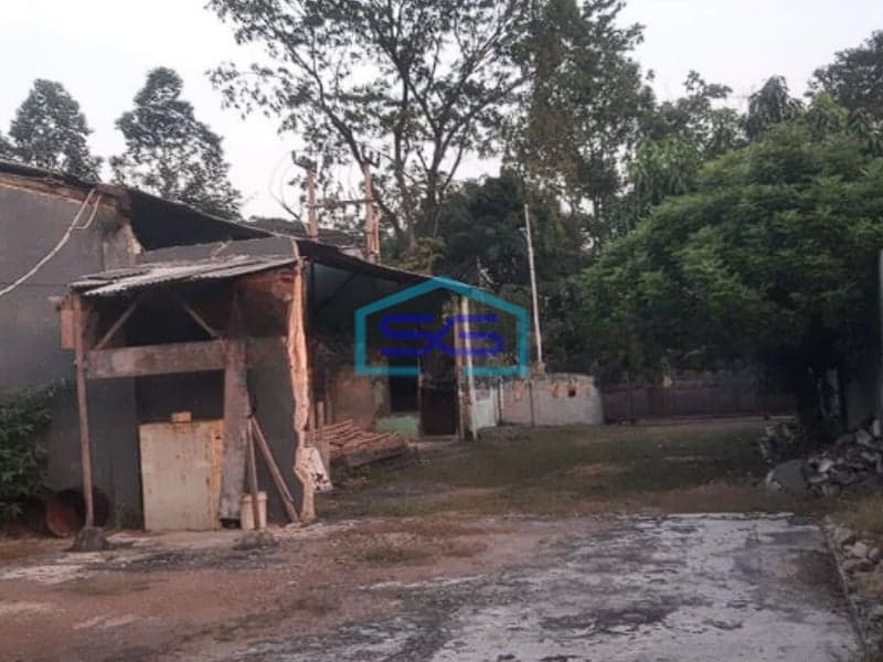 Dijual Gudang Dipinggir Jalan Utama Jakarta Barat Luas Tanah 1000m2