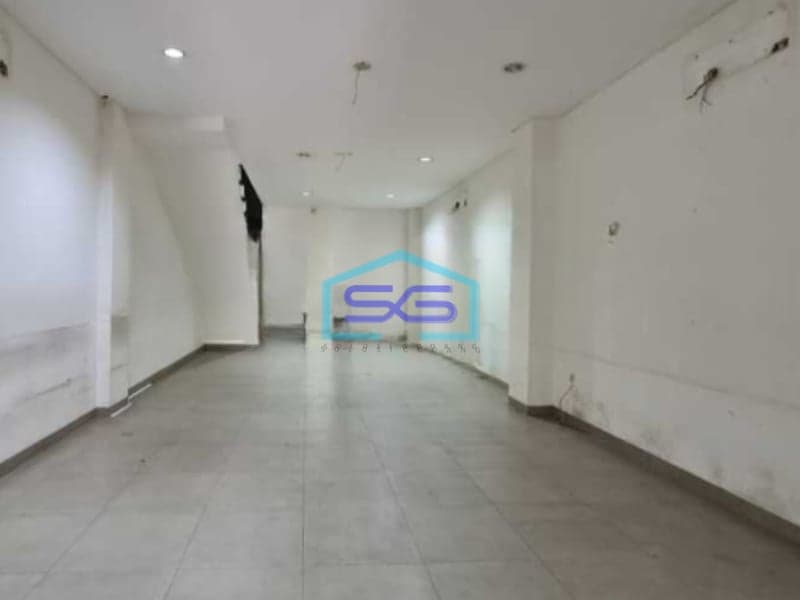 Disewakan Ruko Luas Tanah 100 m² Lokasi di Muara Karang Jakarta Utara