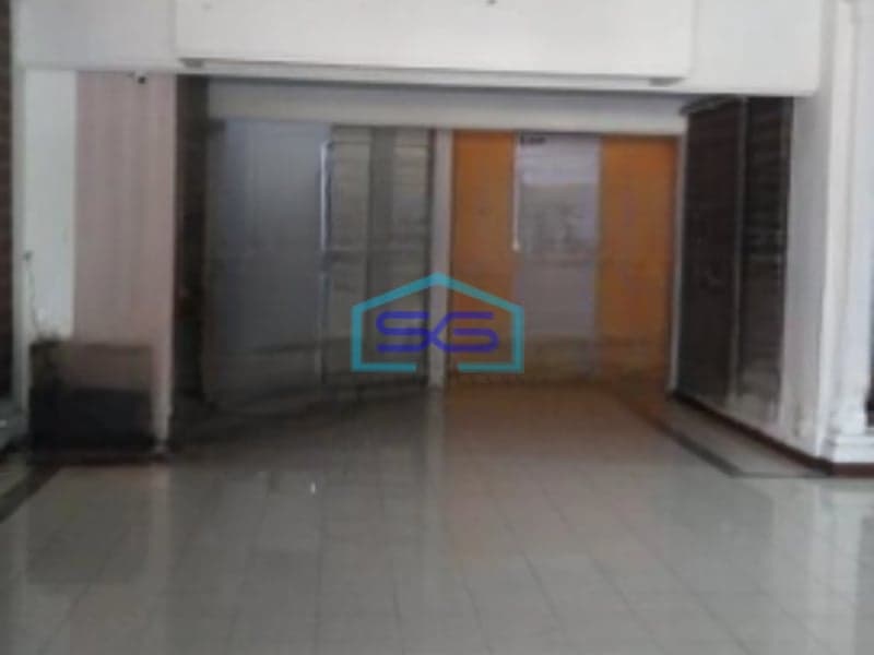 Disewakan Ruko Lokasi Strategis di Semarang Luas Tanah 596 m²