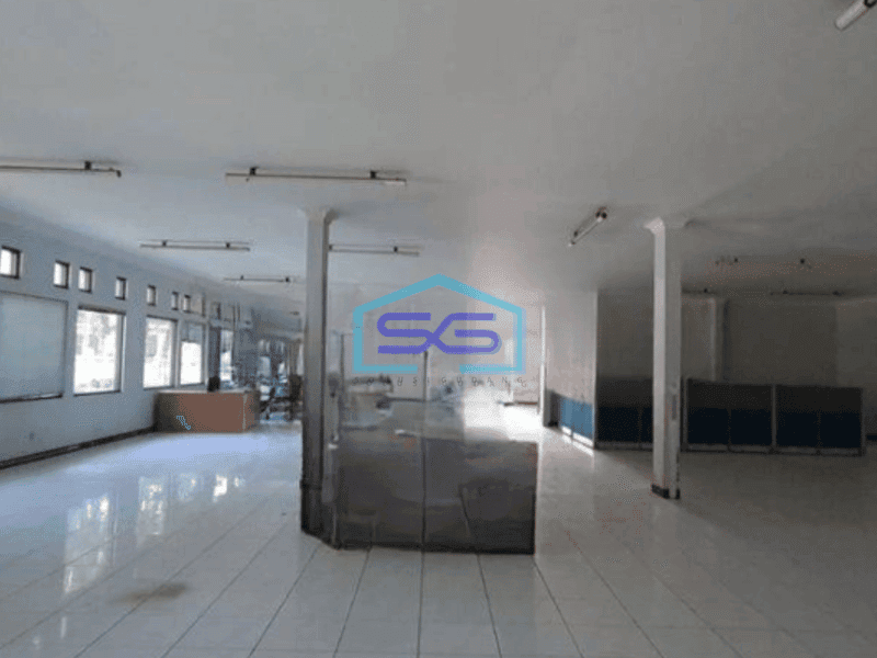 Dijual Kantor Luas Tanah  2176 m² 2 Lantai Lokasi Strategis di Bandung Kota