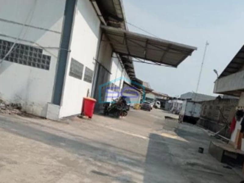 Dijual Gudang Kamal Muara Jakarta Utara Luas Bangunan 9680m2 SHM jarak dekat ke pintu Toll