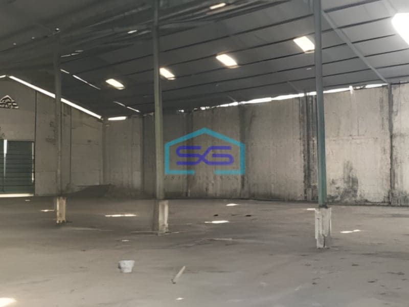 Disewakan Gudang Luas Bangunan  1350 m² Lokasi Margomulyo Surabaya