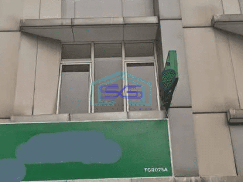 Disewakan cepat Ruko 2 lantai di Taman Surya 5, dekat Lottemart