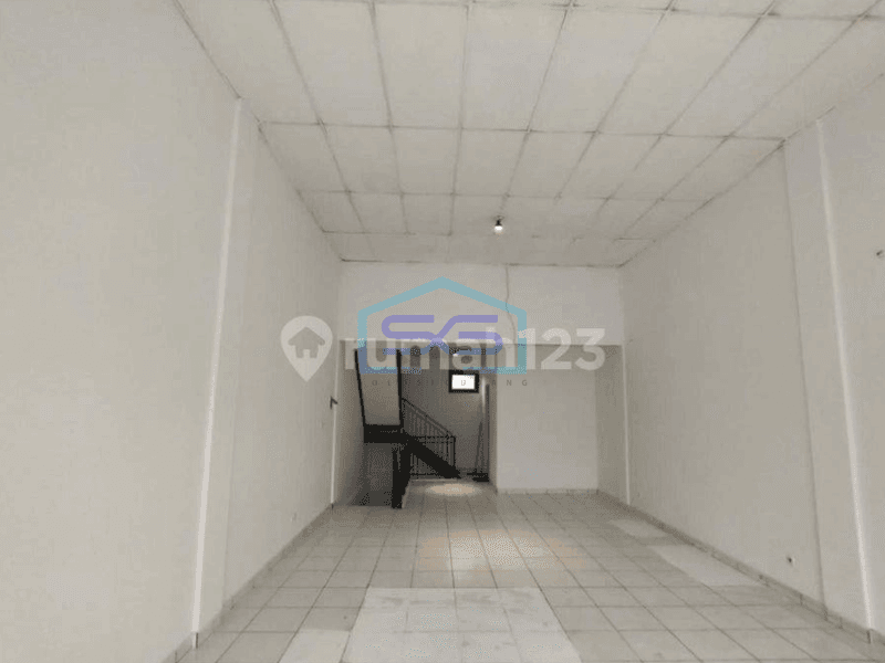 Disewakan Ruko Mekar Utama Mainroad Mekar Wangi Bandung