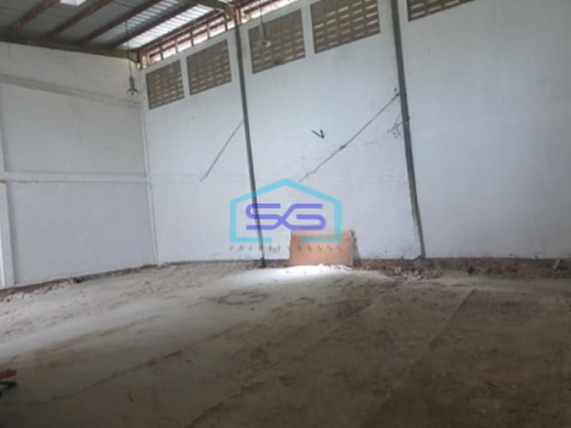 Disewakan Gudang Luas Bangunan 250 m² Akses Containe Lokasi di Penjaringan Jakarta Utara