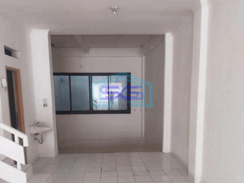 Disewakan Ruko 3 lantai di Kemang Jakarta Selatan