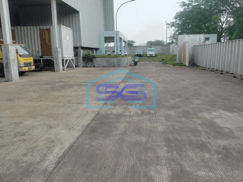 Dijual Ex pabrik di modern Cikande bangunan masih relatif baru