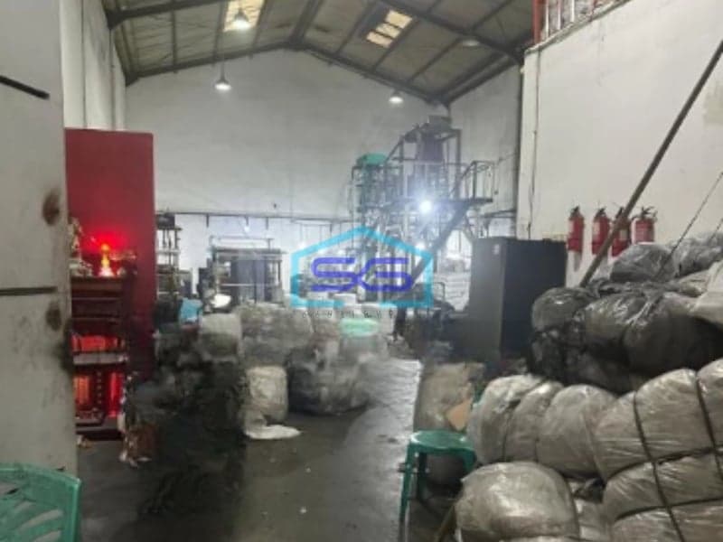 Dijual Gudang Di Pergudangan Sunrise Bizpark Pasar Kemis Tangerang LT 330m2