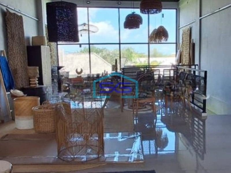 Disewakan Ruko 2 Lantai Ramai Walk-In Di Brawa Canggu Badung Bali LB 135m2