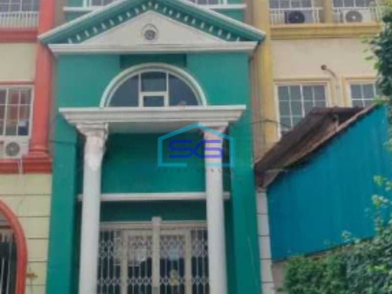 Disewakan Ruko Siap Pakai di Boulevard Grand Galaxy Bekasi Luas Bangunan 205m2