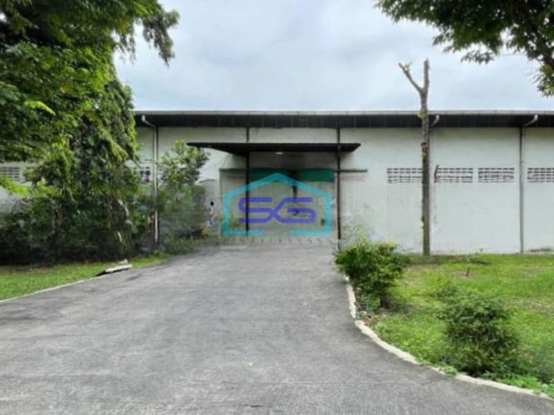 Disewakan Gudang Ada Laoading Dock Luas Bangunan  2100 m² Lokasi Semarang Barat