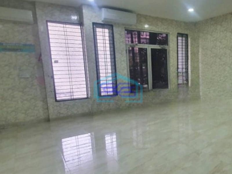 Dijual Gudang Luas Bangunan  2500 m² Lokasi Cengkareng Jakarta Barat