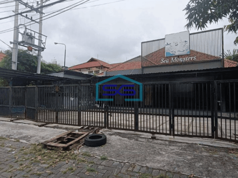 Disewakan Ruko Ex Resto Strategis di Jl Jawa Gubeng Surabaya LT 1150m2