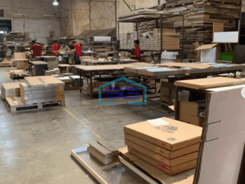 Disewakan Gudang Luas Bangunan 1.200 m²  Lokasi Strategis di Dadap Tangerang