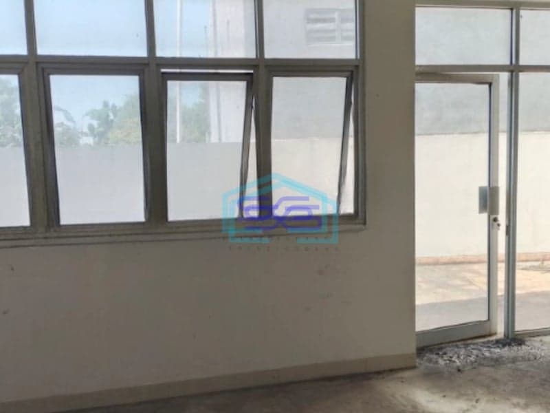 Disewakan Ruko Luas Bangunan 346 m² Lokasi Jelambar Jakarta Barat