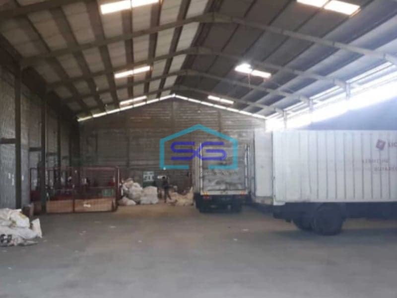 Disewakan Gudang Strategis Dengan Akses Kontainer Luas Dekat Dengan Pintu Tol Kartasura Colomadu Solo LB 1500m2