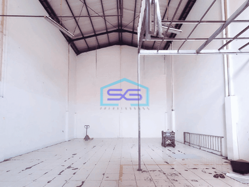 Disewakan Murah Gudang Sedayu Bizpark Cakung Jakarta Timur Luas 9x18 162m2 Lantai Keramik