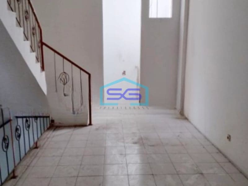 Disewakan Ruko Luas Bangunan 272 m² Lokasi Strategis di Muara Karang Jakarta Utara