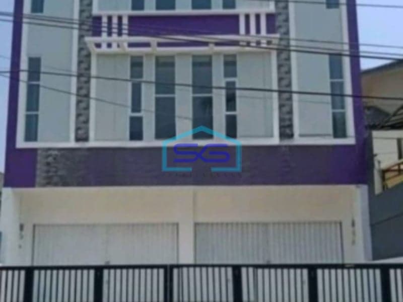 Disewakan Ruko 3 Lantai Luas Bangunan 300 m² Lokasi Kelapa Gading Jakarta Utara