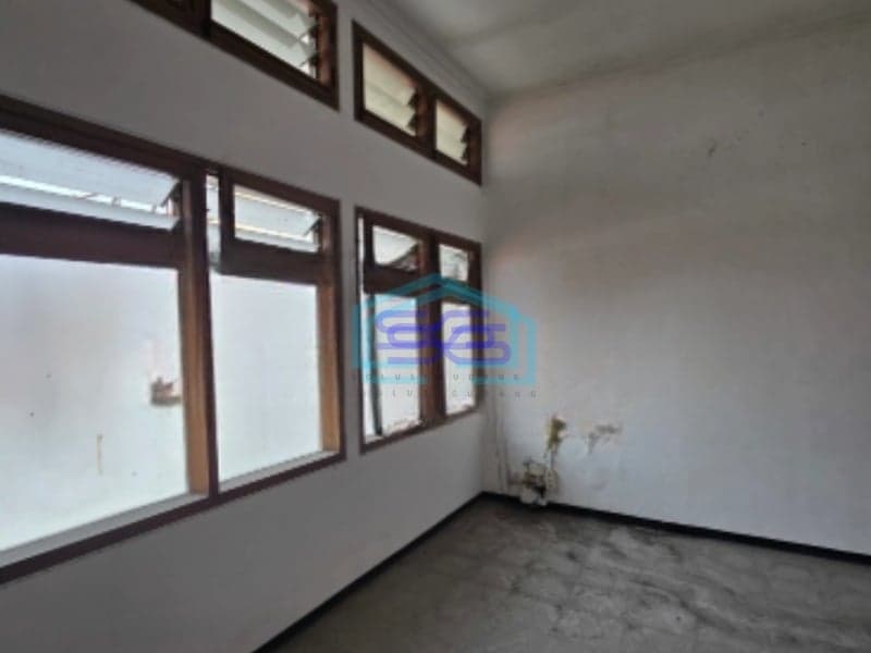 Disewakan Ruko Luas Bangunan 774 m² Lokasi Semarang