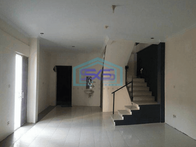 Disewakan Ruko Baru Siap Pakai Lokasi Tepi Jalan di Condongcatur Jogja