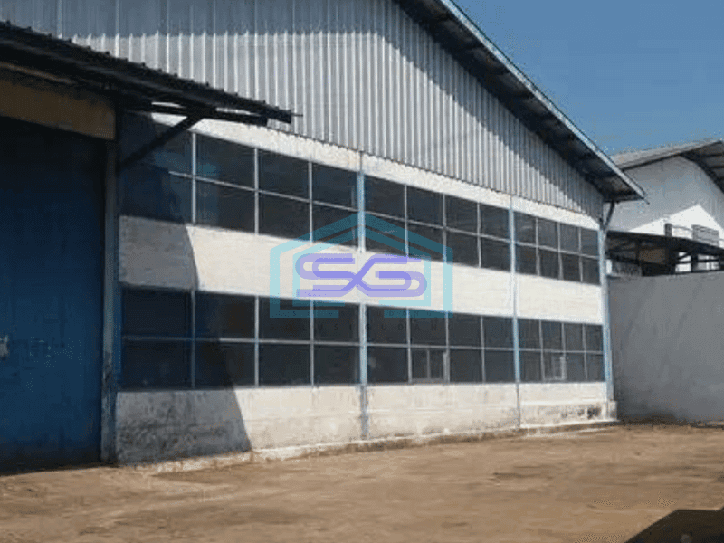 Dijual gudang siap pakai di jln cibolerang, kopo, bandung selatan