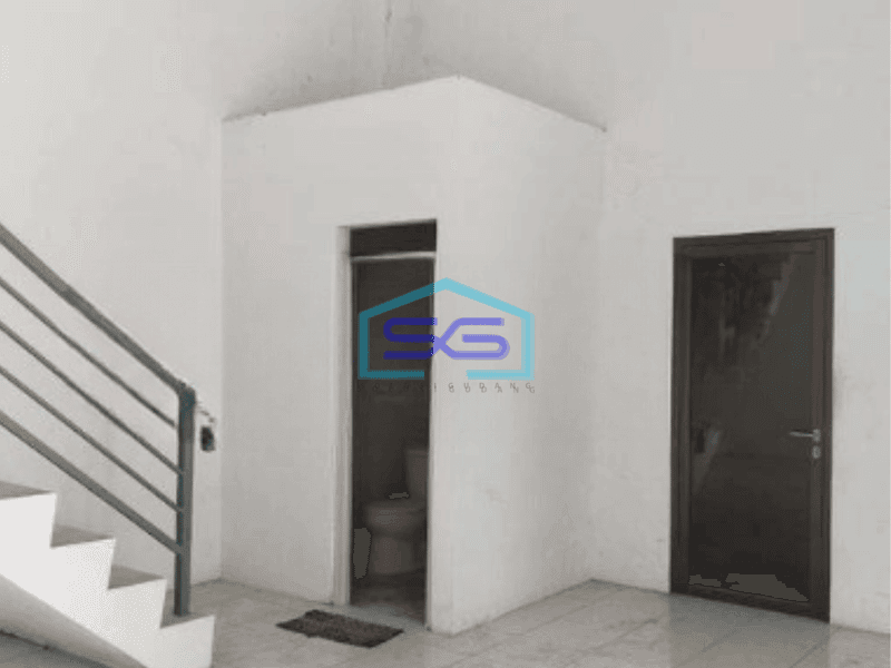 Disewakan Gudang Ada Kantor Luas Bangunan  576 m² di Teluk Naga Tangerang