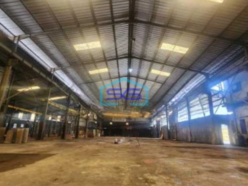 Disewakan Gudang Akses Container 20 Feet di Tangerang Luas Tanah  800 m²