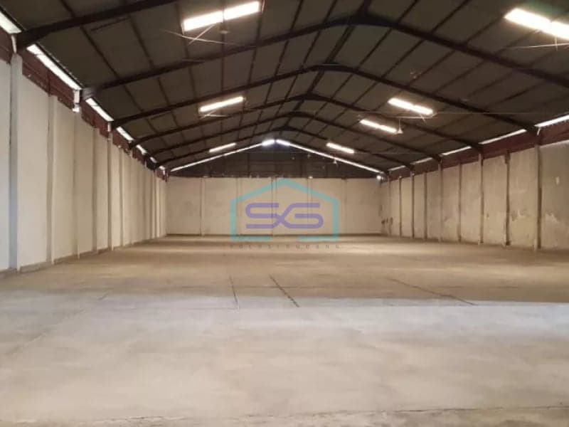 Disewakan gudang di pelumpang jakarta utara luas 800m,1800m, 500m dan 200m