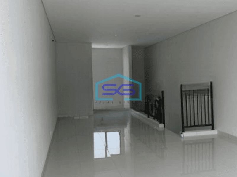 Disewakan Ruko Luas Bangunan  163 m² 3 Lantai di Gading Serpong Tangerang