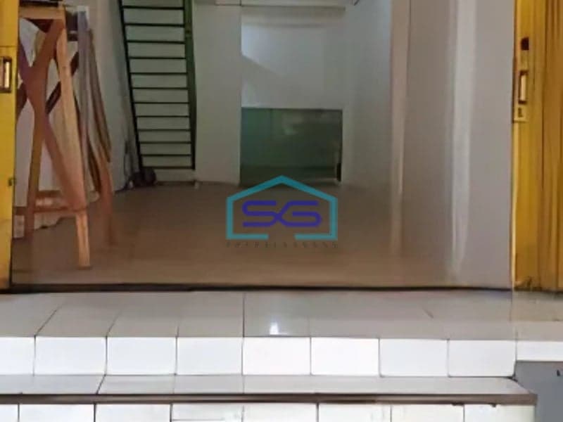 Disewakan Ruko Strategis 3 Lantai Sumur Batu Jakarta Pusat