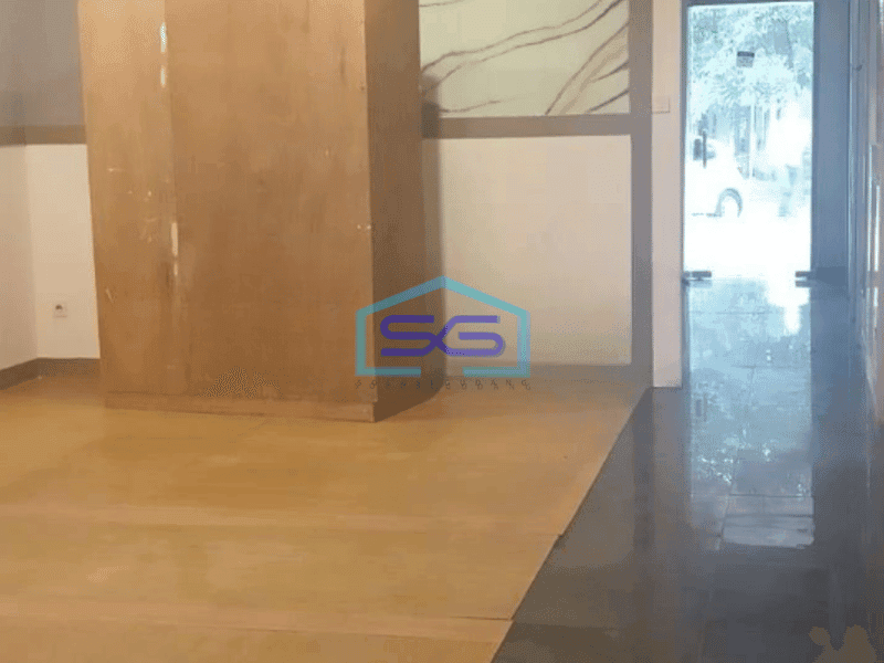 Disewakan Ruang Usaha 1 Lantai Luas Bangunan 400 m² di Riau Bandung Lokasi Strategis