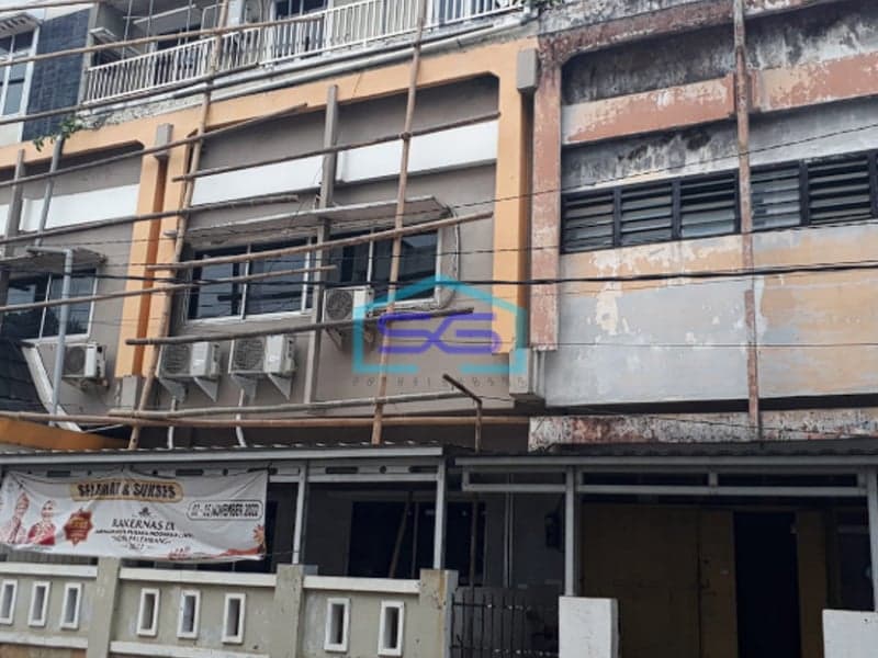 Dijual Murah 1 Unit Ruko Pusat Kota di Jalan Merdeka Palembang LB 105m2