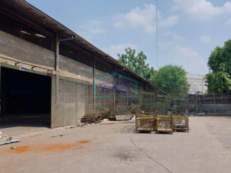 Disewakan Gudang Strategis LB 840m2 Akses Kontainer Parkir Luas Dekat Tol dan Pelabuhan Jakarta Timur