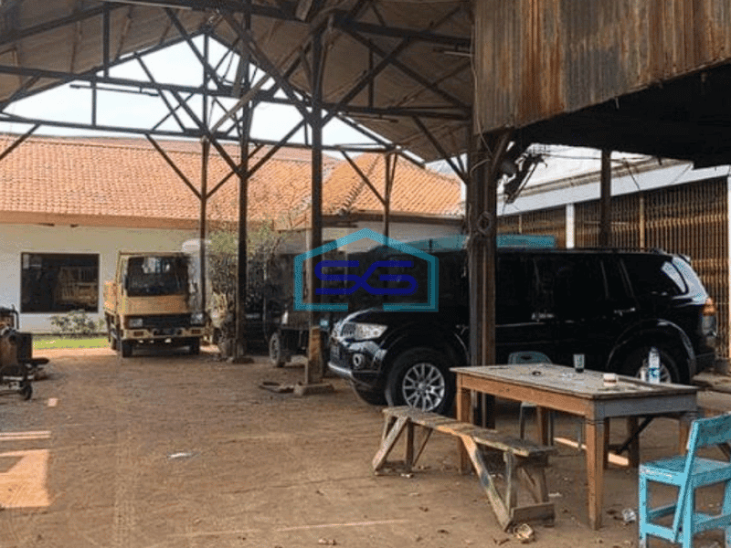 Dijual Tanah Bonus Gudang Di Jalan Raya KH Ashari Cipondoh Tangerang LT 2650m2