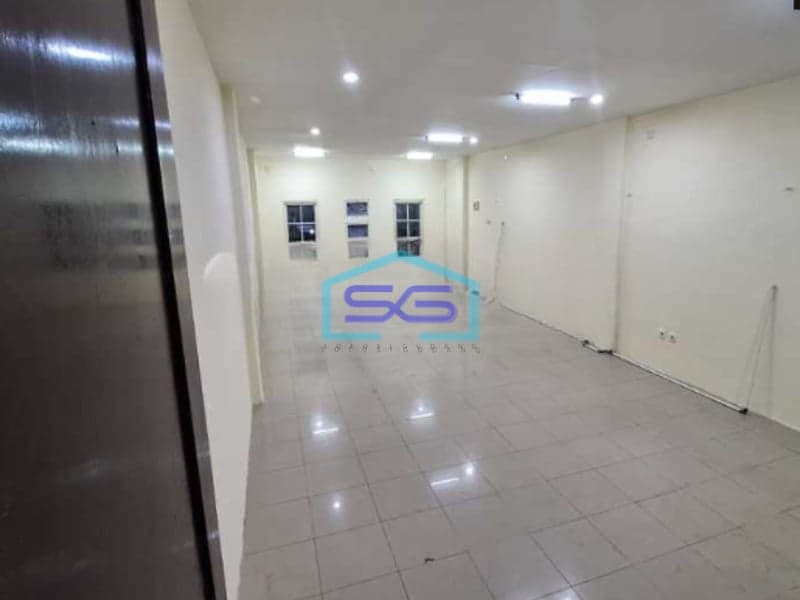 Dijual Ruko Lokasi Bebas Banjir di Tanjung Duren Jakarta Barat Luas Bangunan 268 m²