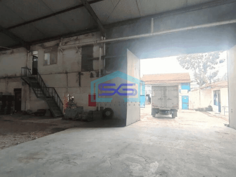 Dijual Gudang Strategis Siap Pakai di Cisirung Dayeuh Kolot Bandung