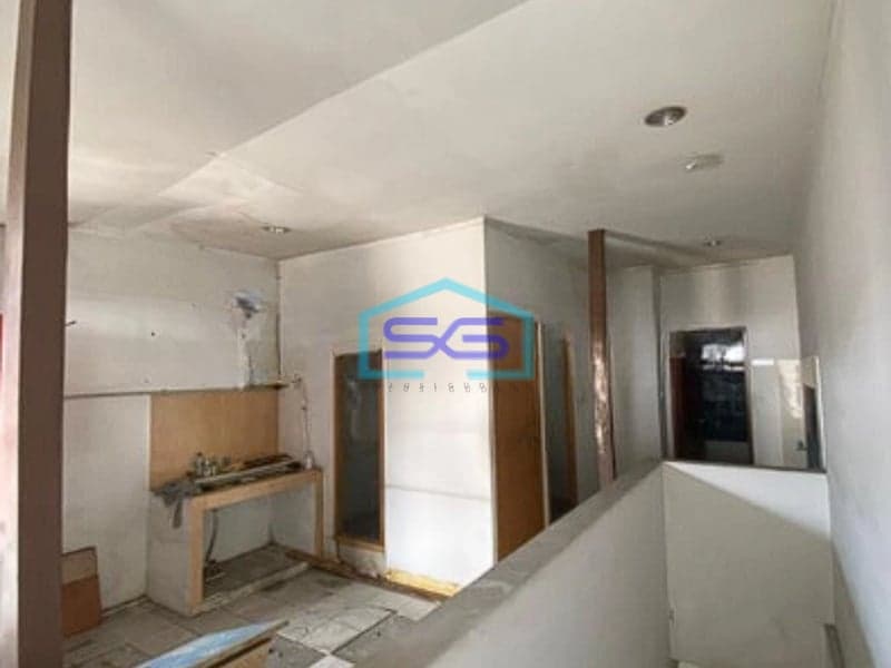 Disewakan Ruko Ex Bank di Cawang Jakarta Timur Luas Bangunan 240m2