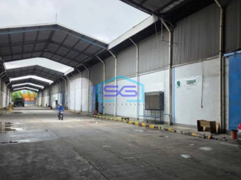 Disewakan Gudang Lokasi di Cakung Jakarta Timur Luas Bangunan 2280m2 Siap Pakai