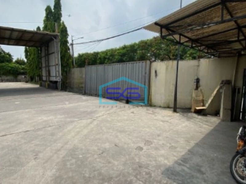 Disewakan Gudang + Kantor Dekat Tol Parkir Luas Di Kapuk Kamal Jakarta Barat LT 3727m2