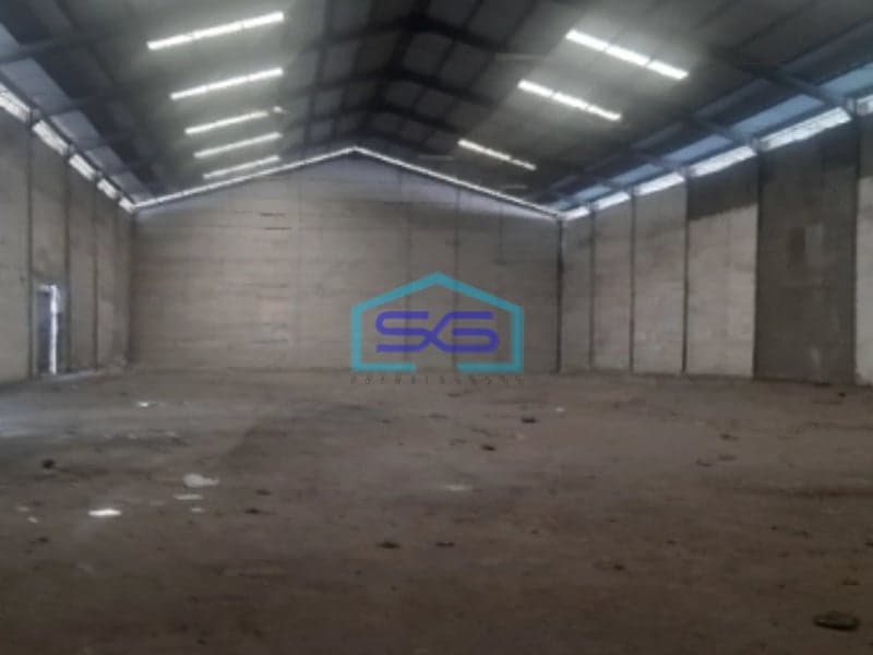 Dijual Gudang Luas Bangunan  2000 m² Lokasi di Pluit Jakarta Utara