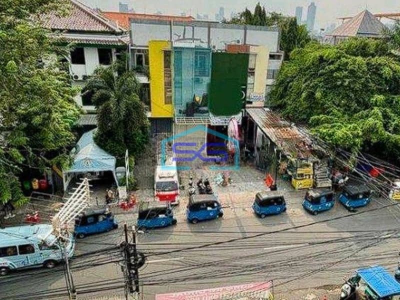 Dijual Cepat Ruko Sangat Strategis di Tebet Jakarta Selatan LB 228m2